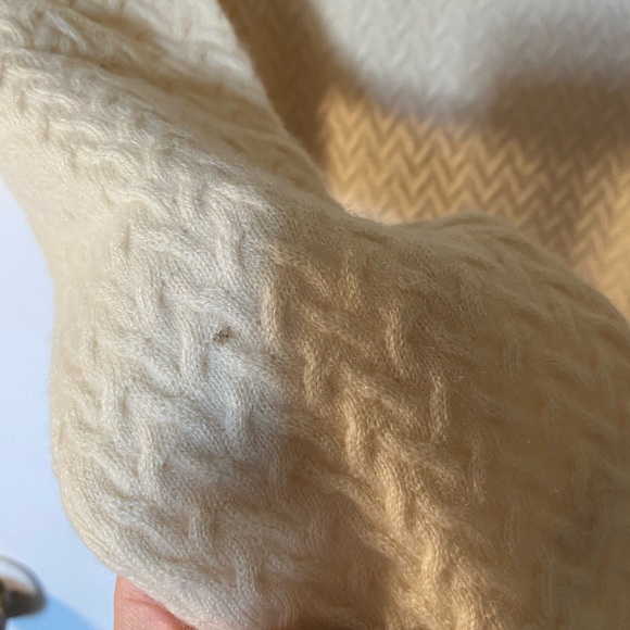 Charter Club 2 Ply Cashmere Cable Knit Sweater Size M - Picture 4 of 5